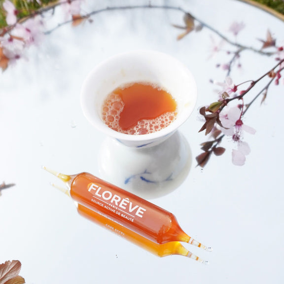 FLORÊVE [IN] GLOW Ampoule Consistency